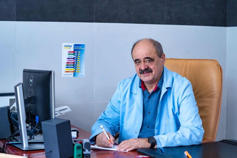 Zbigniew Gola, założyciel szpitala specjalistycznego Sanus w Stalowej Woli i jednocześnie specjalista z zakresu chorób reumatologicznych
